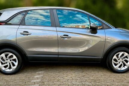 Opel Crossland (X) 122.700 km 6.800 &euro; Düsseldorf 40235