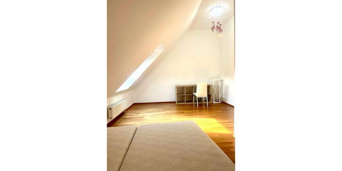 Reihenhaus Krefeld Gellep-Stratum - 4 Zimmer, 176 m&sup2;, 2.300&euro; | Angebot:25998363