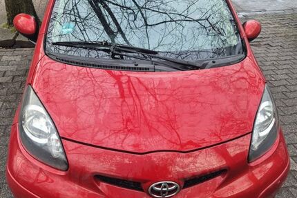 Toyota Aygo (X) 151.000 km 2.500 &euro; Duisburg 47179