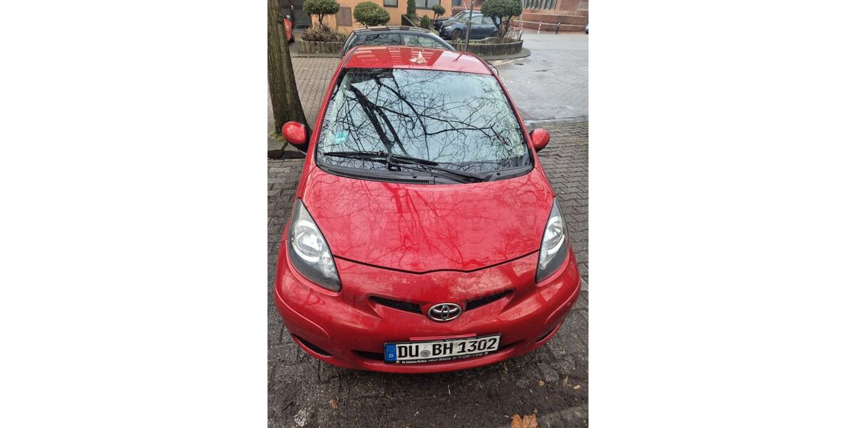 Toyota Aygo (X) 151.000 km 2.500 &euro; Duisburg 47179