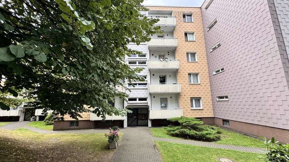 Wohnung zum Kaufen in Duisburg 140.000 € 76 m²