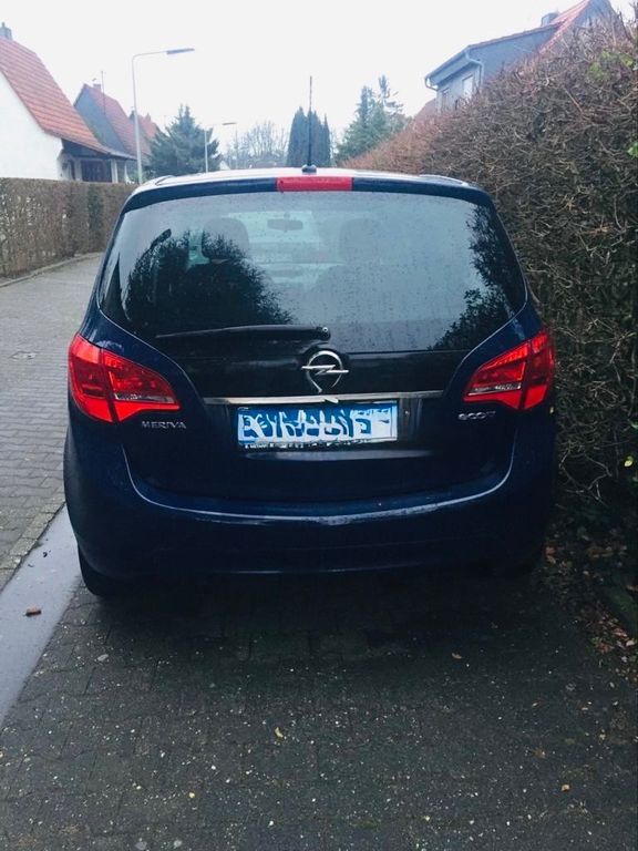 Opel Meriva 175.509 km 2.200 € Gelsenkirchen 45886