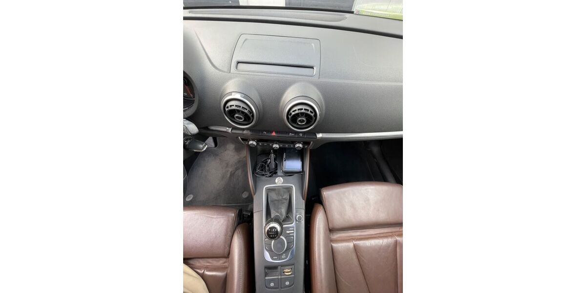 Audi A3 196.000 km 11.500 &euro; DÜsseldorf 40545