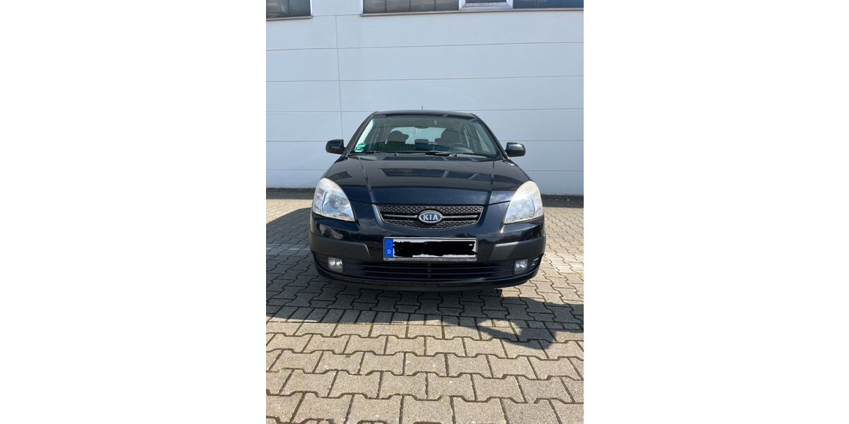 Kia Rio 156.000 km 2.499 &euro; Meerbusch 40670