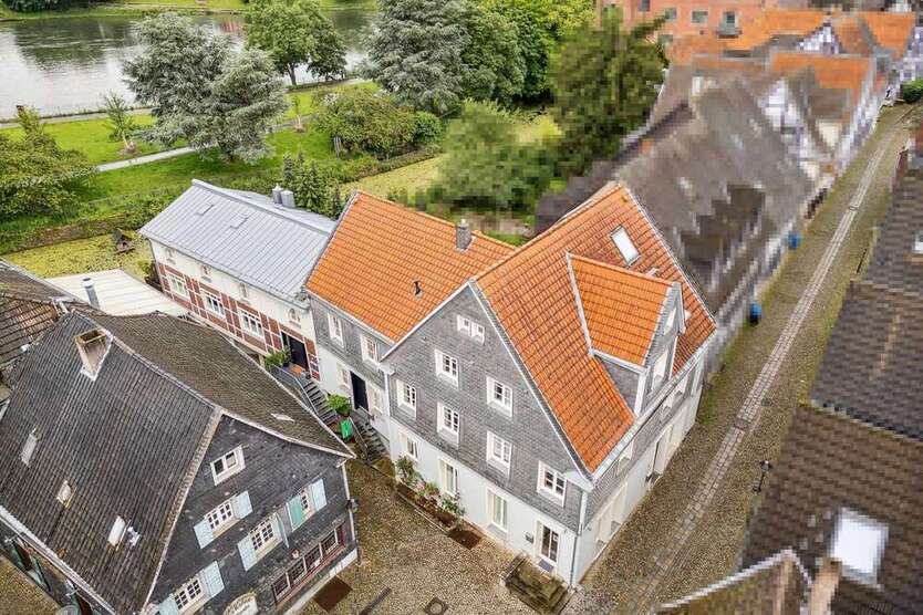 Haus zum Kaufen in Essen 2.284.000 € 562 m² 15 zimmer