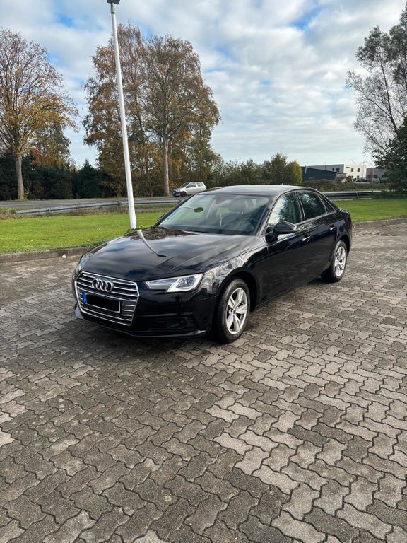 Audi A4 182.000 km 12.990 € Düsseldorf 40213