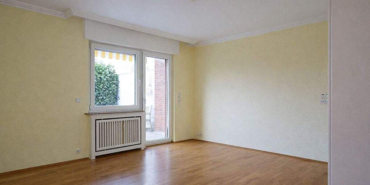 Bockumer Platz! Schöne Erdgeschosswohnung mit großer Terrasse, eigenem Garten und Garage 2 zimmer