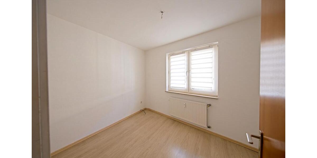 Etagenwohnung Gelsenkirchen Gelsenkirchen-Mitte - 3 Zimmer, 72 m&sup2;, 365&euro; | Angebot:27597458