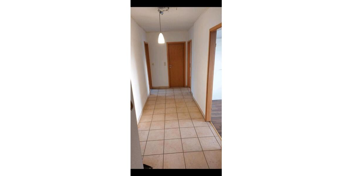 Dachgeschoßwohnung Duisburg Mittelmeiderich - 2 Zimmer, 73 m&sup2;, 525&euro; | Angebot:26127001
