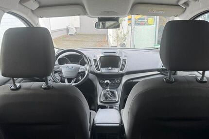 Ford C-Max 163.000 km 5.600 € Düsseldorf 40210