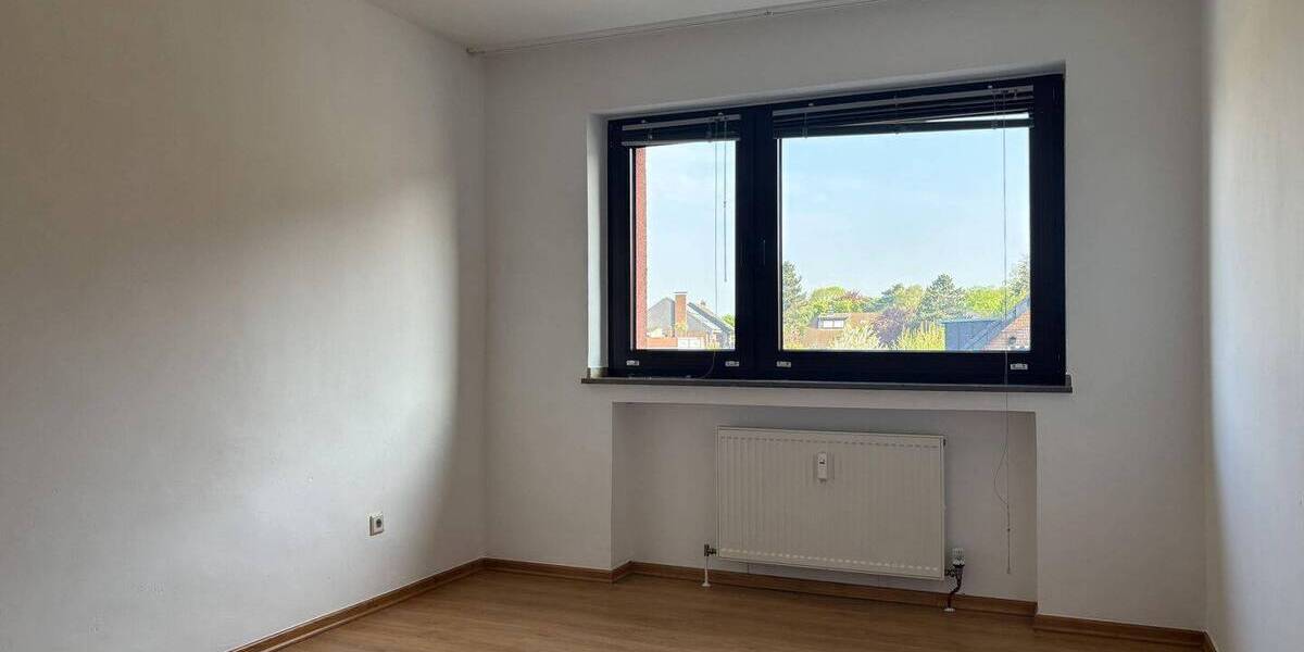 Etagenwohnung Duisburg Hochheide - 3 Zimmer, 76 m&sup2;, 169.000&euro; | Angebot:26391465