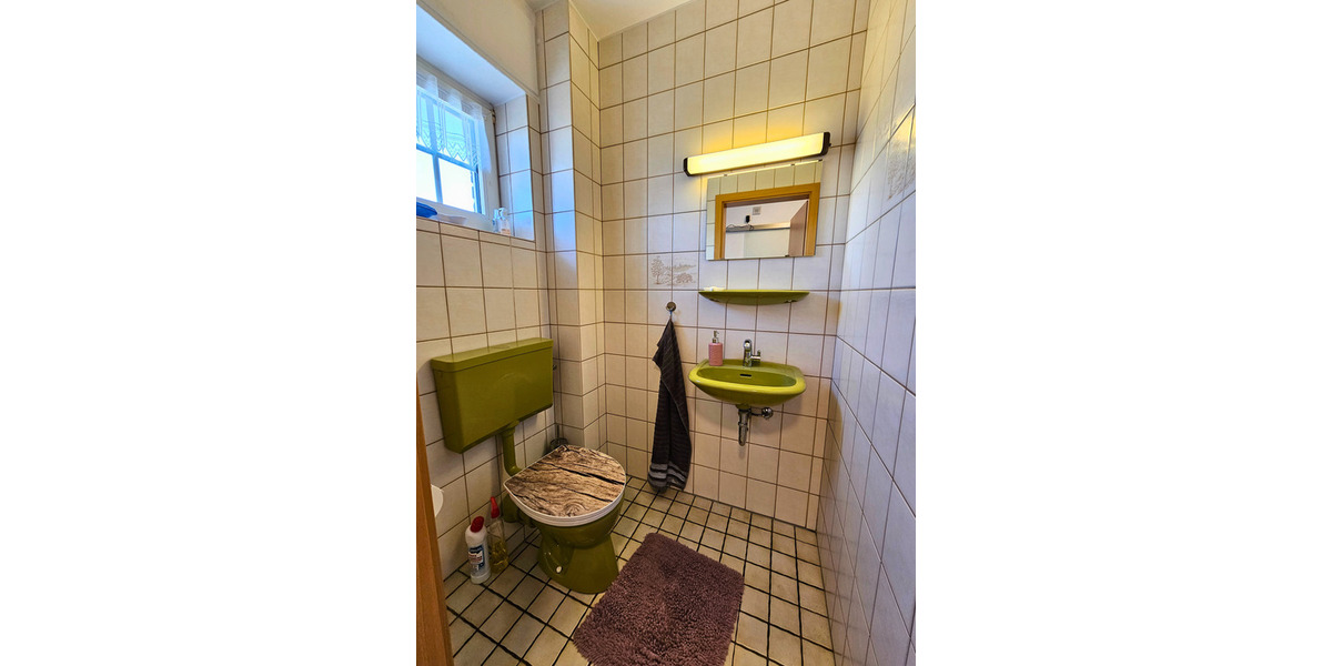 Großer Garten, freier Blick, viel Potenzial – Ihr neues Familienhaus in Kamp-Lintfort 5 zimmer