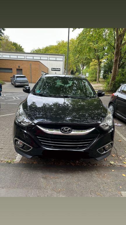 Hyundai ix35 189.834 km 8.500 € Essen 45357