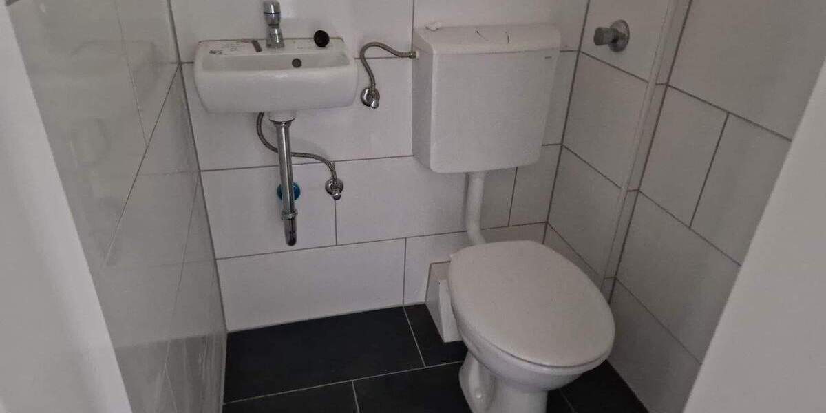 Familienfreundliche, frisch renovierte 3-Zimmer-Wohnung in ruhiger Lage 3 zimmer