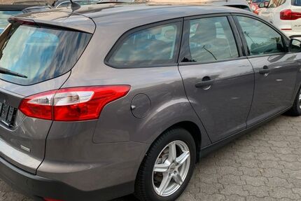 Ford Focus 93.000 km 7.300 &euro; Moers 47443