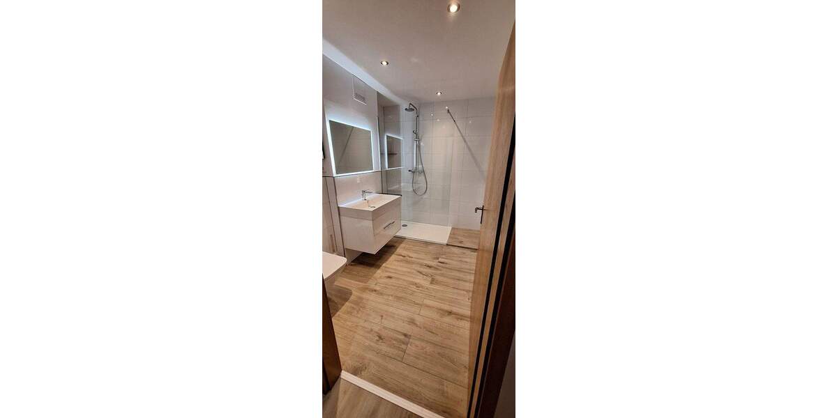 Etagenwohnung Mettmann Metzkausen - 2 Zimmer, 77 m&sup2;, 924&euro; | Angebot:25179507