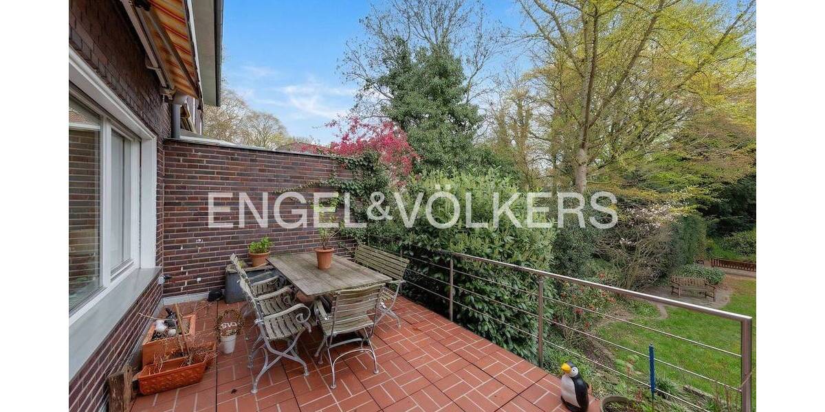 Mehrfamilienhaus, Wohnhaus Krefeld Cracau - 8 Zimmer, 256 m&sup2;, 3.200&euro; | Angebot:26364144