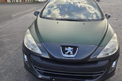 Peugeot 308 124.000 km 2.990 &euro; Gelsenkirchen 45884