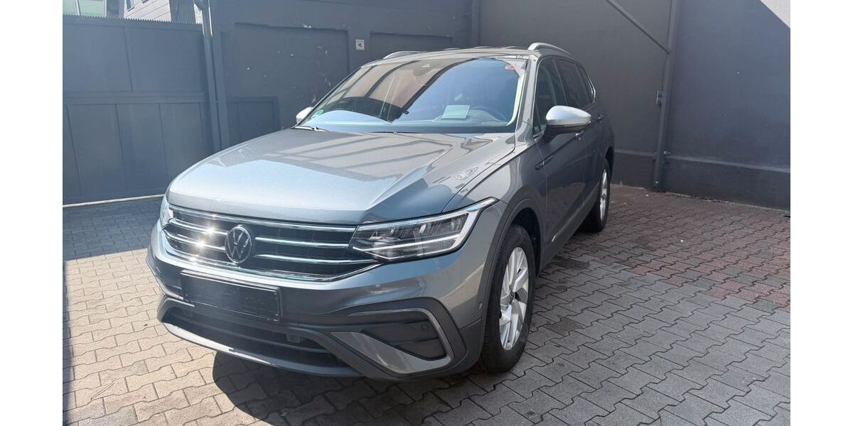 VW Tiguan 70.792 km 24.999 &euro; Mülheim an der Ruhr 45468
