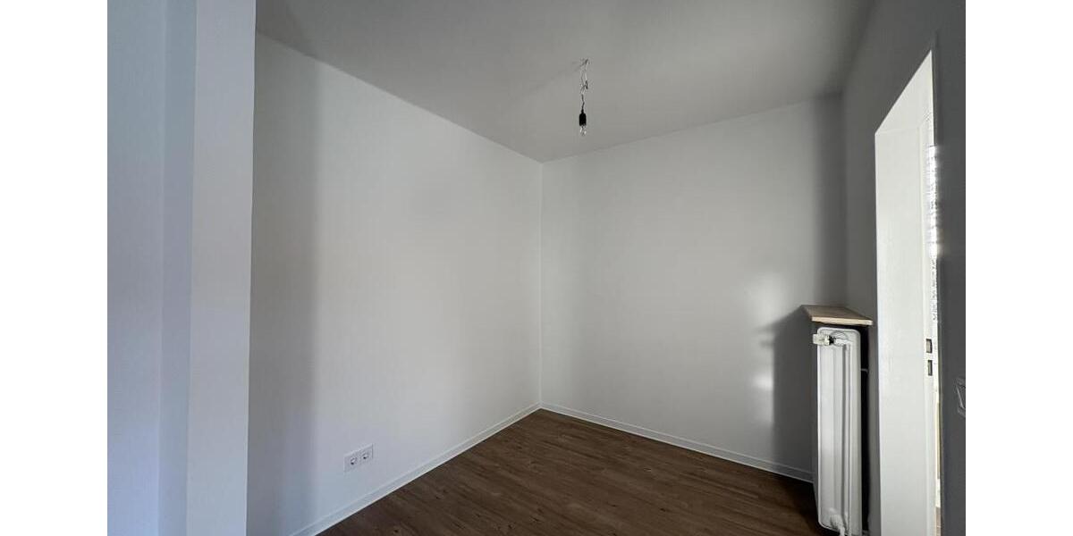 **Anrufen- Besichtigen- Einziehen** 2 zimmer