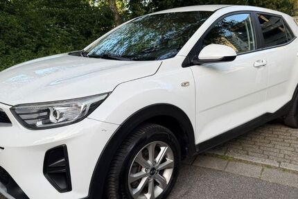 Kia Stonic 157.345 km 7.200 &euro; Essen 45276