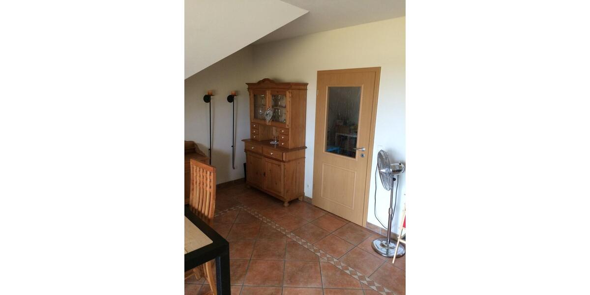 Dachgeschoßwohnung Neukirchen-Vluyn Vluyn - 3 Zimmer, 100 m&sup2;, 1.240&euro; | Angebot:26386911