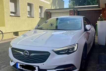 Opel Insignia 80.000 km 13.700 € Oberhausen 46045