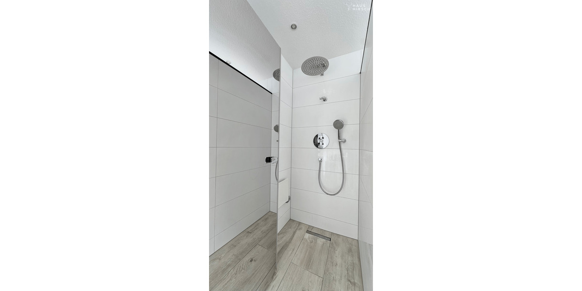 Etagenwohnung Ratingen West - 2 Zimmer, 117 m&sup2;, 1.530&euro; | Angebot:25286009