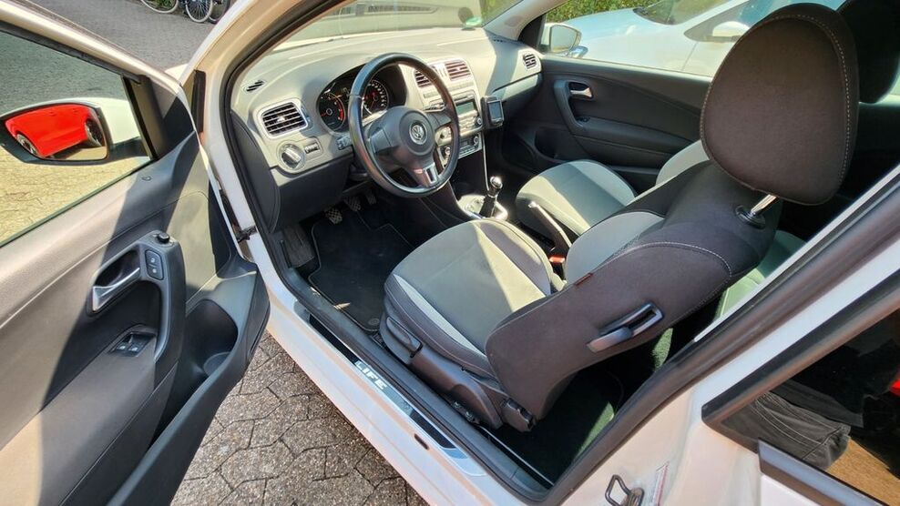 VW Polo 130.923 km 4.800 € Meerbusch 40667