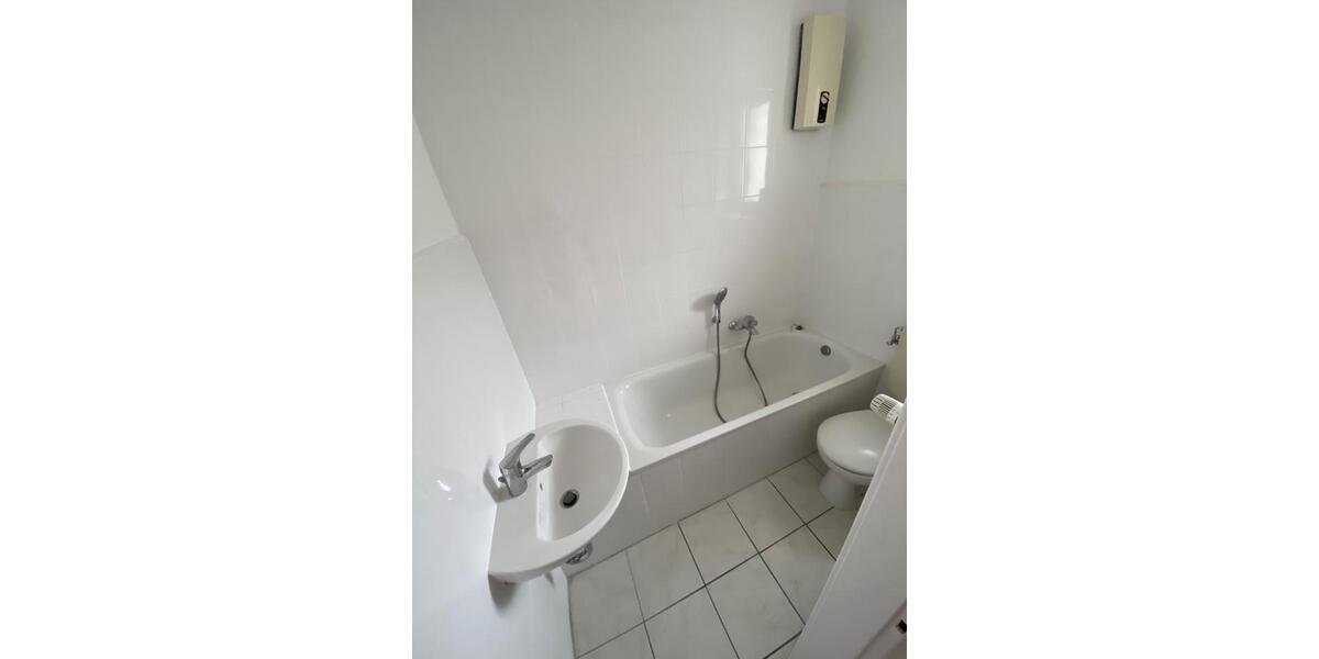 Etagenwohnung Essen Südviertel - 1 Zimmer, 30 m&sup2;, 435&euro; | Angebot:26399064