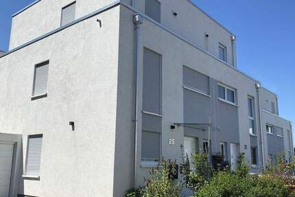 Doppelhaushälfte mit luxuriöser Innenausstattung, vollmöbiliert, bezugsfertig. 4 zimmer