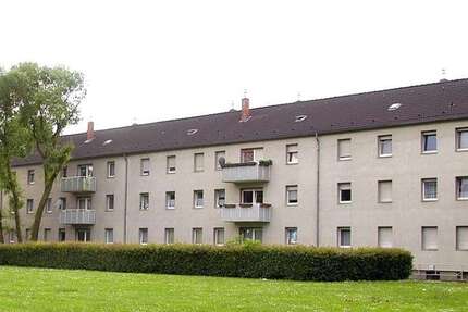 Wohnung zum Mieten in Duisburg 419 € 39.99 m² 2 zimmer