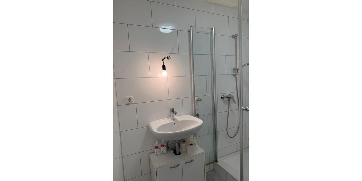 Schöne renovierte Wohnung mit Balkon zimmer