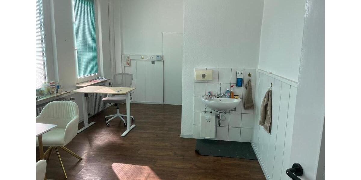 Gewerbeobjekt Duisburg - 660&euro; | Angebot:26061363