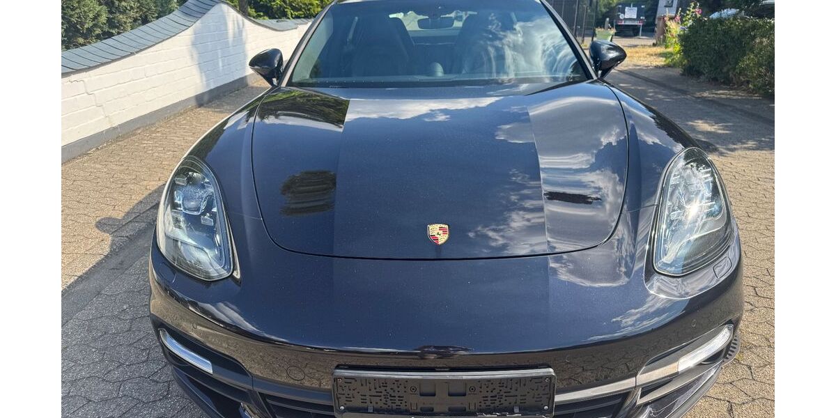 Porsche Panamera 106.150 km 57.900 &euro; Ratingen 40885