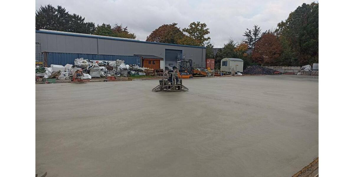 Neubauhalle in Moers-Genend zimmer