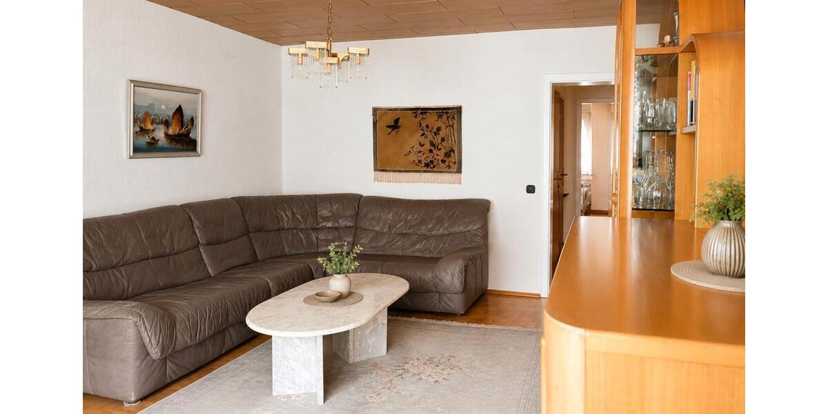 Etagenwohnung Essen Stadtbezirk III - 5 Zimmer, 103 m&sup2;, 225.000&euro; | Angebot:26946332