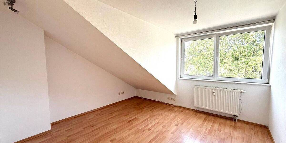 Etagenwohnung Duisburg Friemersheim - 3 Zimmer, 80 m&sup2;, 660&euro; | Angebot:26893225