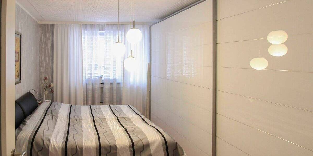 Ein Traum: Gehobene Etagenwohnung mit Balkon und Spa-Bereich 3 zimmer