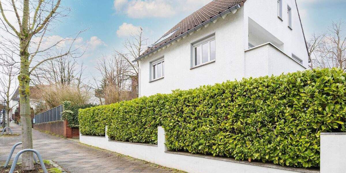 * Freistehendes Einfamilienhaus mit hoher Lebensqualität in begehrter Gerresheimer Lage * 6 zimmer