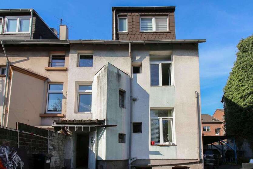 Haus zum Kaufen in Duisburg 282.000 € 136.64 m²