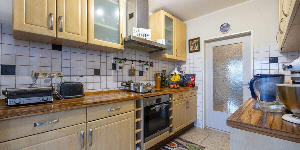 Etagenwohnung Meerbusch Büderich - 4 Zimmer, 93 m&sup2;, 340.000&euro; | Angebot:24278295