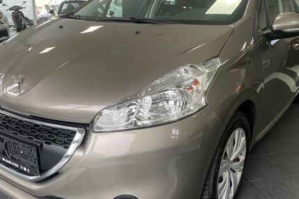 Peugeot 208 128.600 km 3.490 € Duisburg 47229