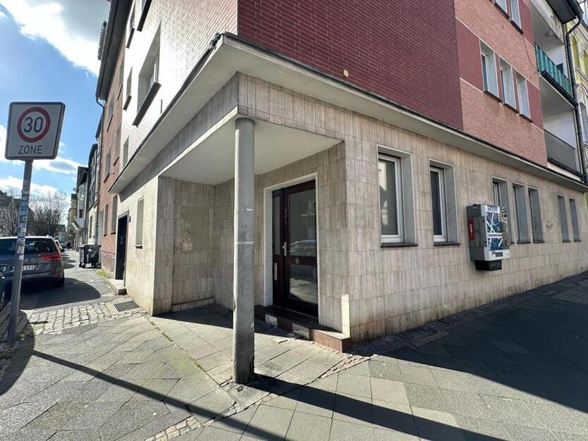 Helle Bürofläche im EG zu vermieten zimmer