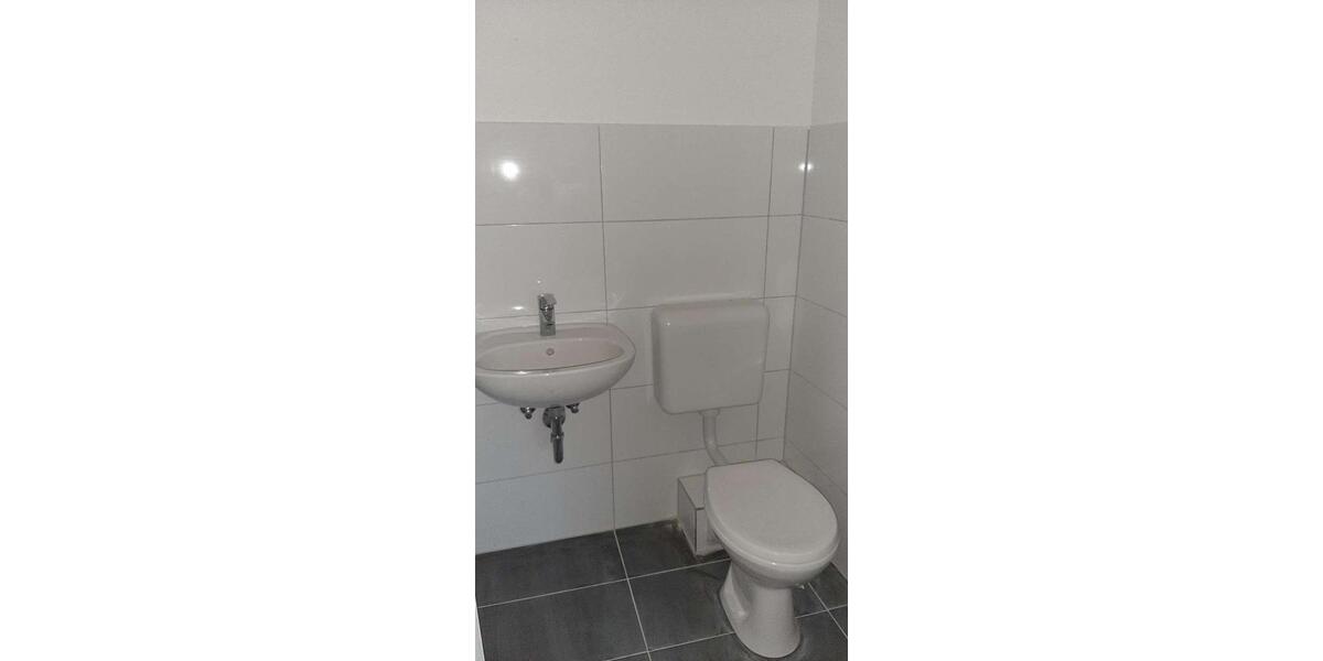 Erdgeschoßwohnung Krefeld Fischeln - 3 Zimmer, 73 m&sup2;, 650&euro; | Angebot:25234941