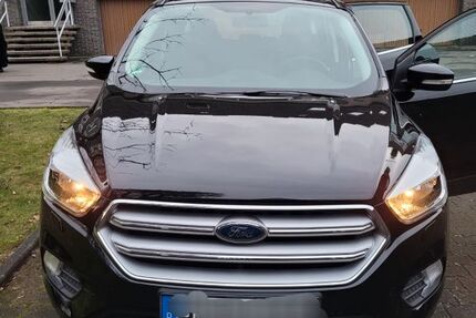 Ford Kuga 52.000 km 13.199 &euro; Düsseldorf 40229