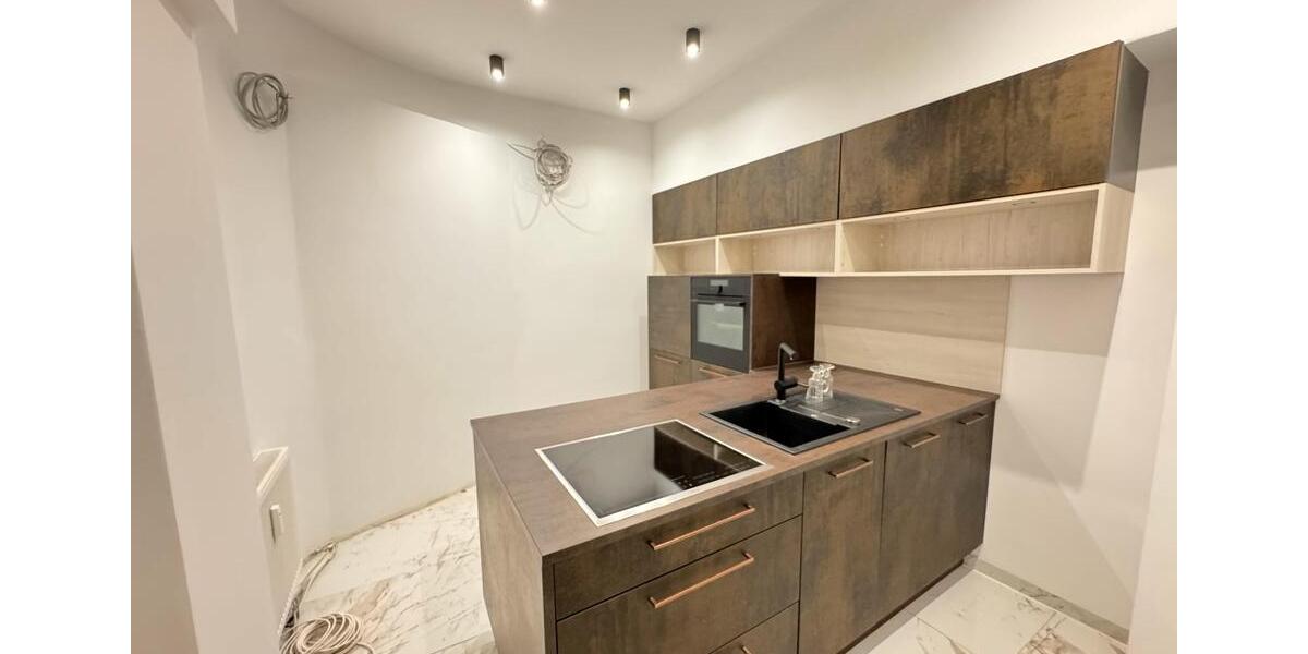 Luxus 2 Zimmer Wohnung m. Einbauküche u. 2 Bädern! 2.5 zimmer