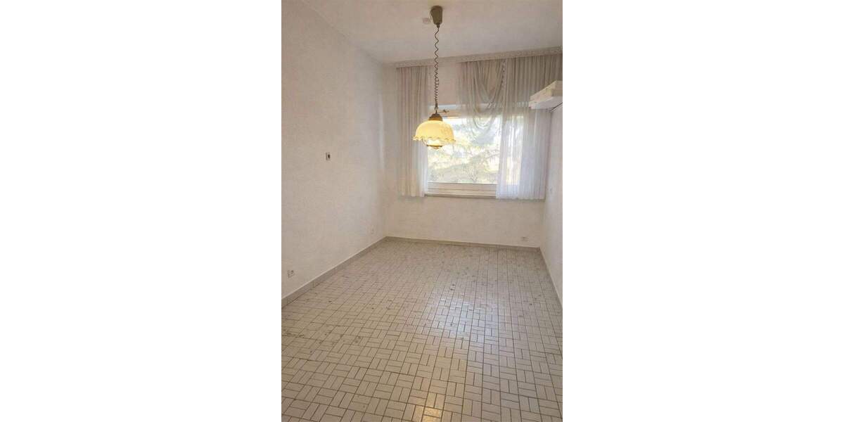 Mehrfamilienhaus, Wohnhaus Velbert Mitte - 6 Zimmer, 160 m&sup2;, 375.000&euro; | Angebot:24670375