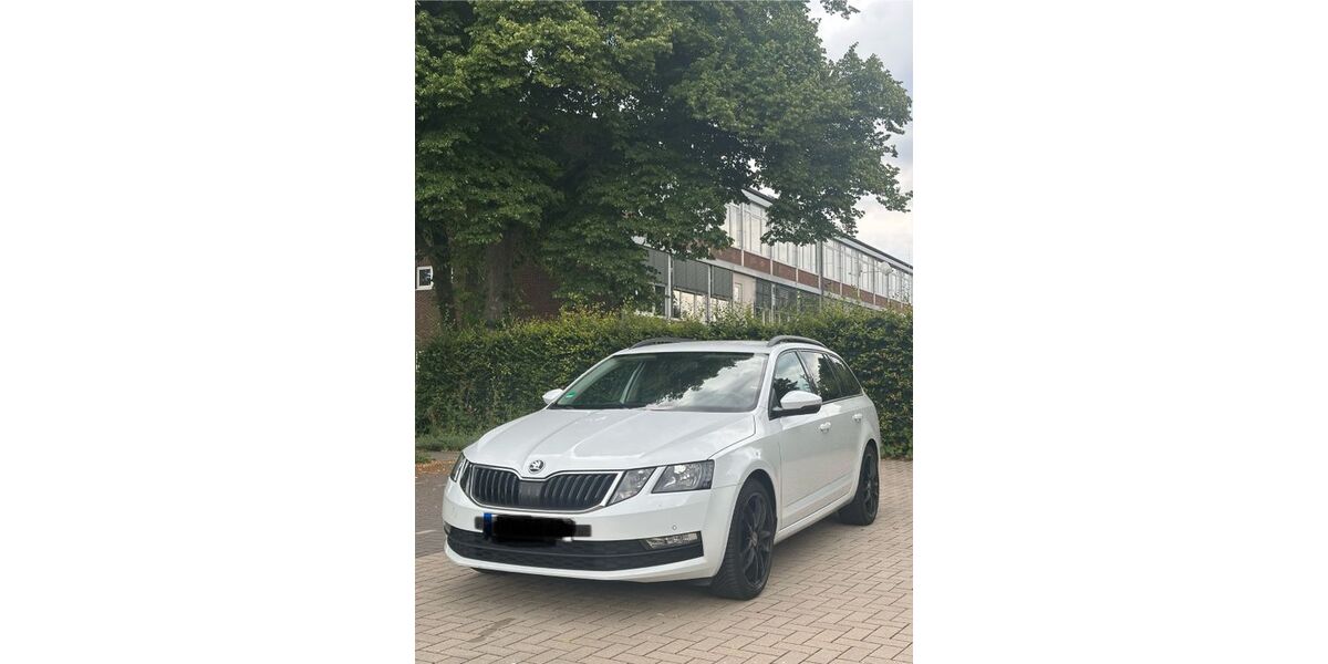 Skoda Octavia 153.000 km 12.500 &euro; Bochum 44793