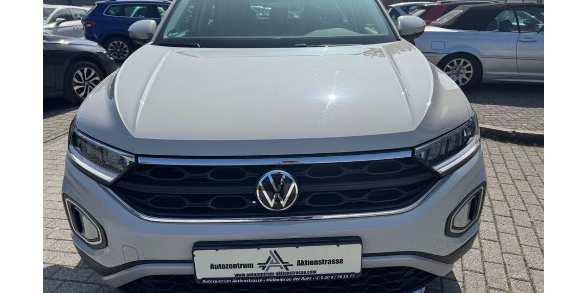 VW T-Roc 41.688 km 17.599 &euro; Mülheim / Ruhr 45473